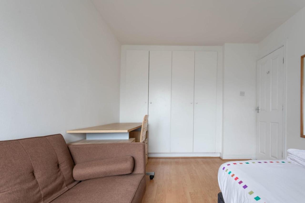 Hanifa Place Leeds  Exterior photo
